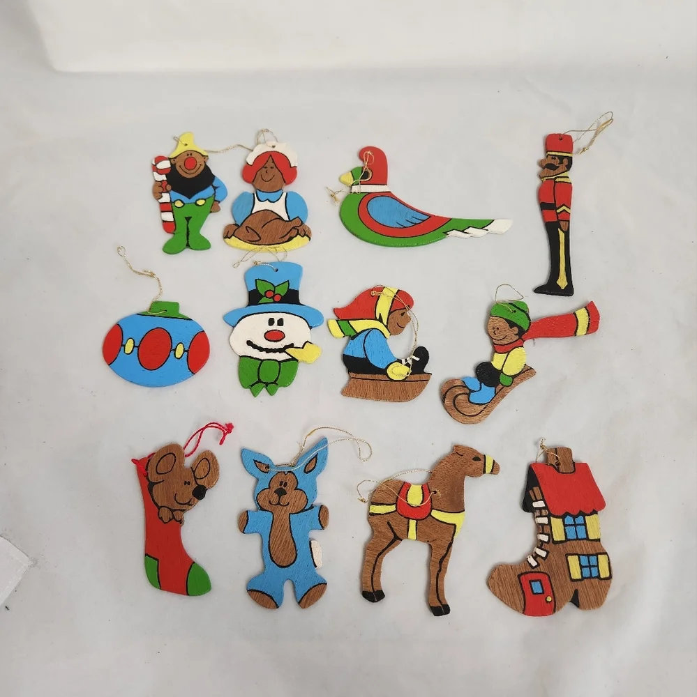 12 Flat Wooden Christmas Ornaments Vtg Snowman Bird Soldier Sled